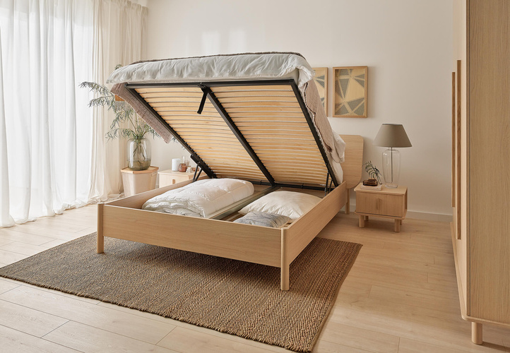 Lit avec appui-tête large avec sommier 160x200 OMM II chêne clair