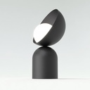 lampe à poser en métal noir avec pied et coupole géométriques